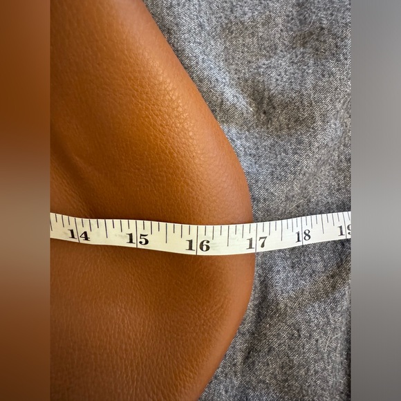 NWOT Madewell The Shopper Tote in Soft Grain Pebbled Leather - Picture 5 of 10